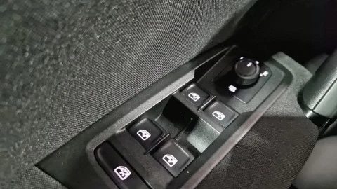 Volkswagen Touran Business 2.0 TDI 90kW (122CV)