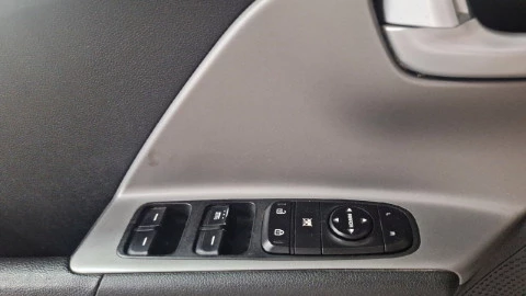 Kia Niro 1.6 GDi Híbrido Concept