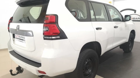 Toyota Land Cruiser 2.8 D-4D GX