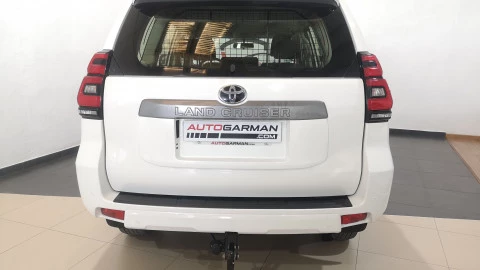 Toyota Land Cruiser 2.8 D-4D GX