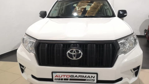 Toyota Land Cruiser 2.8 D-4D GX