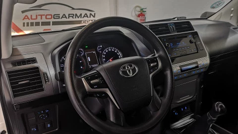 Toyota Land Cruiser 2.8 D-4D GX