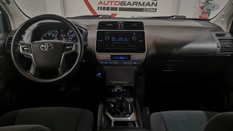 Toyota Land Cruiser 2.8 D-4D GX