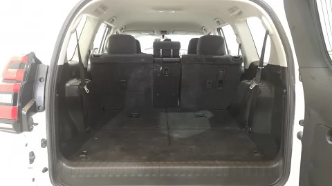 Toyota Land Cruiser 2.8 D-4D GX