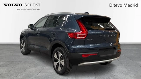 Volvo XC40 B3 G Core Auto 120 kW (163 CV)