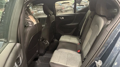 Volvo XC40 B3 G Core Auto 120 kW (163 CV)