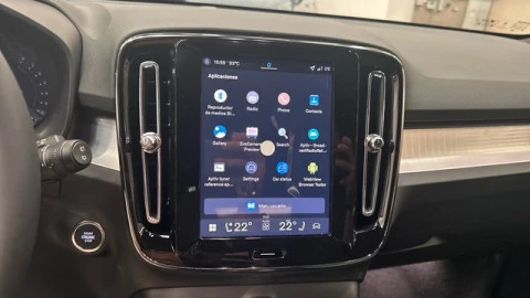 Volvo XC40 B3 G Core Auto 120 kW (163 CV)