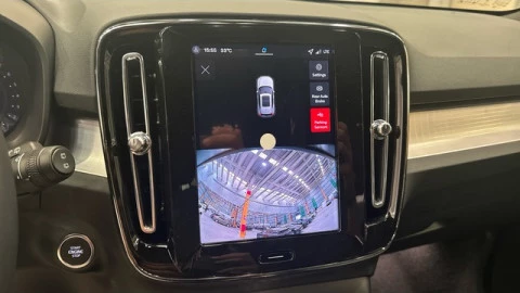 Volvo XC40 B3 G Core Auto 120 kW (163 CV)