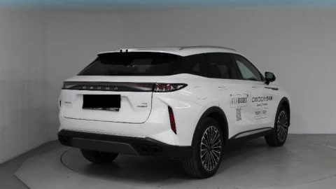 Omoda 9 OMODA 9 1.5 TGDI SHS PREMIUM DHT 5P