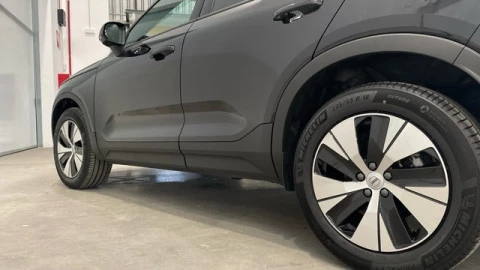 Volvo XC40 B3 G Core Auto 120 kW (163 CV)