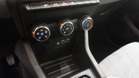 Renault Clio Evolution TCe 90 (67kw)