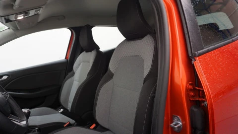 Renault Clio Evolution TCe 90 (67kw)