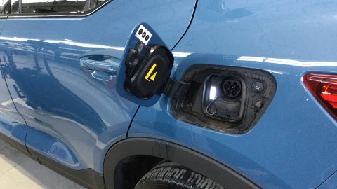 Volvo XC40 Recharge Twin Eléctrico Plus Auto AWD