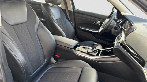 BMW Serie 3 320d Sport Line