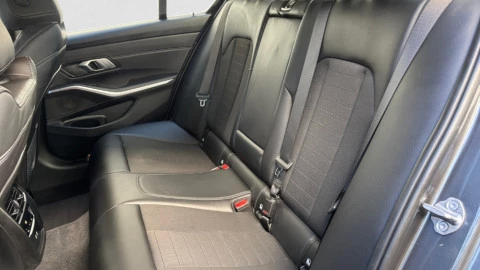 BMW Serie 3 320d Sport Line