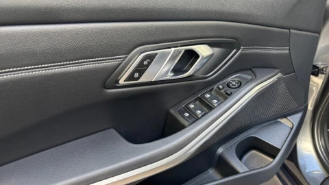 BMW Serie 3 320d Sport Line