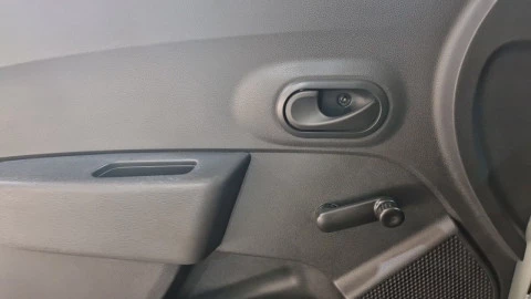 Dacia Dokker Essential 1.6 75kW (100CV) GLP -18