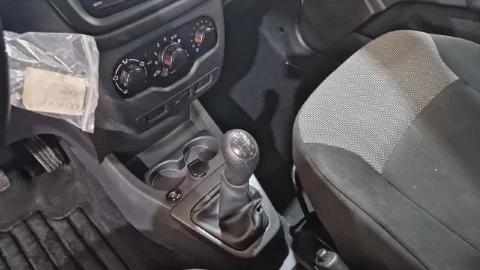 Dacia Dokker Essential 1.6 75kW (100CV) GLP -18