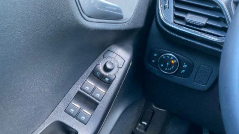 Ford Puma 1.5 Ecoblue 120cv Titanium