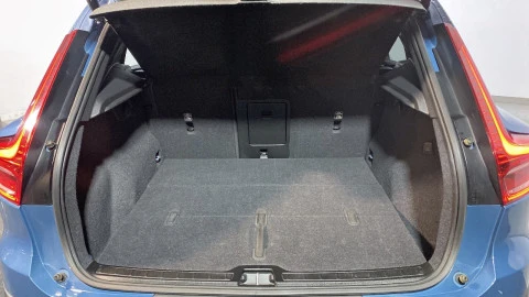 Volvo XC40 2.0 B3 G Core Auto