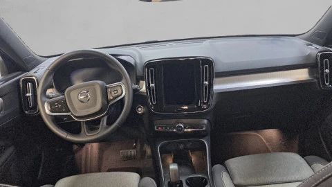 Volvo XC40 2.0 B3 G Core Auto