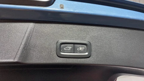 Volvo XC40 2.0 B3 G Core Auto