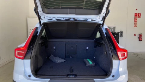 Volvo XC40 2.0 B3 G Core Auto