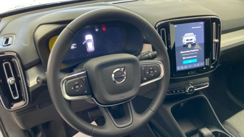 Volvo XC40 2.0 B3 G Core Auto