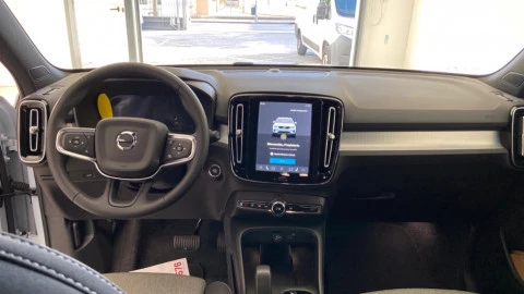 Volvo XC40 2.0 B3 G Core Auto