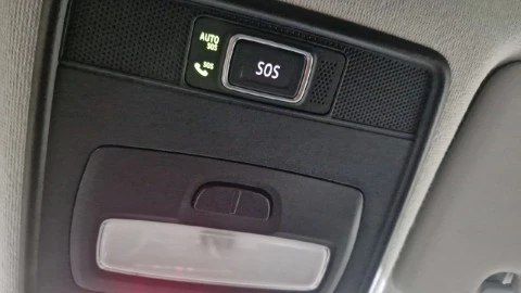 Renault Clio Intens Blue dCi 74kW (100CV)