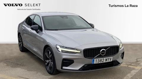 Volvo S60 B4(G) FWD Plus Dark Auto