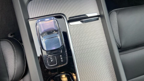 Volvo S60 B4(G) FWD Plus Dark Auto