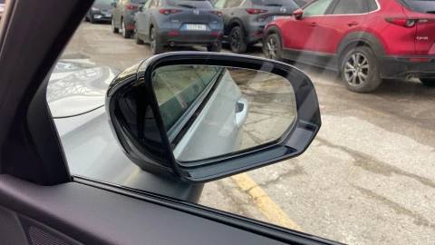 Volvo S60 B4(G) FWD Plus Dark Auto