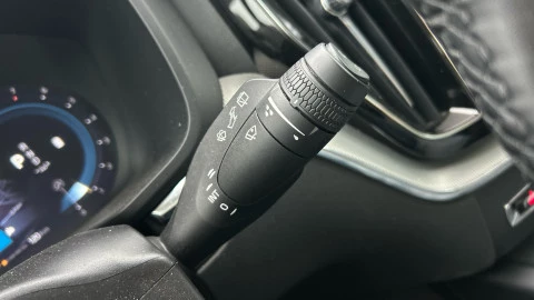 Volvo XC60 2.0 B4 G Plus Bright Auto