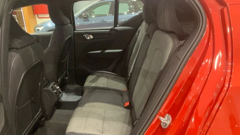 Volvo XC40 2.0 B3 G Core Auto