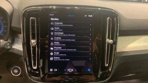 Volvo XC40 2.0 B3 G Core Auto