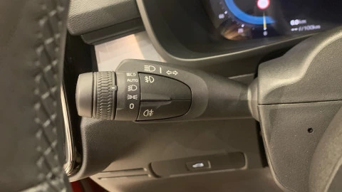 Volvo XC40 2.0 B3 G Core Auto