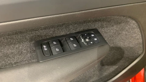 Volvo XC40 2.0 B3 G Core Auto