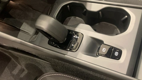 Volvo XC40 2.0 B3 G Core Auto