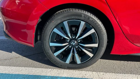 Honda Civic 2.0 i-MMD Elegance CVT