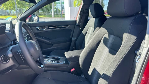 Honda Civic 2.0 i-MMD Elegance CVT