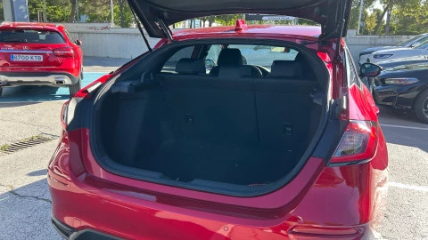 Honda Civic 2.0 i-MMD Elegance CVT