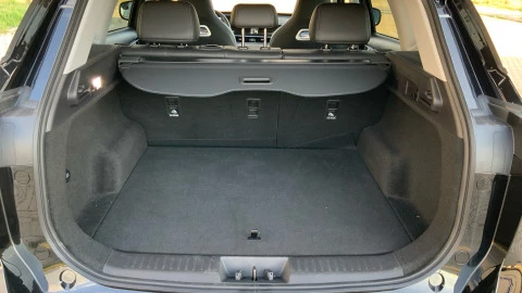 EBRO S700 1.6 TGDI Luxury 7 DCT