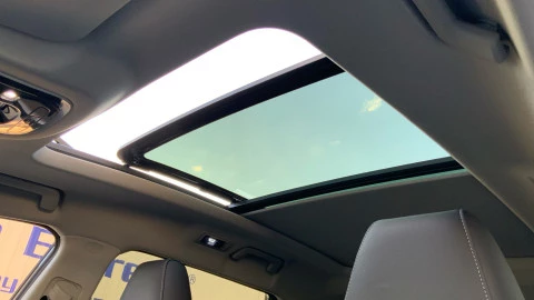 EBRO S700 1.6 TGDI Luxury 7 DCT