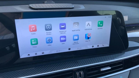 EBRO S700 1.6 TGDI Luxury 7 DCT