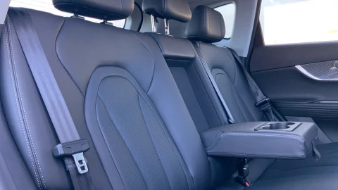 EBRO S700 1.6 TGDI Luxury 7 DCT