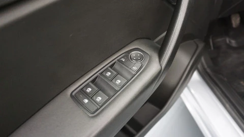 Renault Captur equilibre TCe 67kW (90CV)