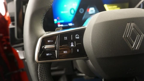 Renault Rafale Techno full hybrid E-Tech 200CV (147kW)