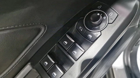 Ford Focus 1.0 Ecoboost MHEV 114kW Active