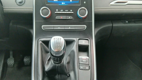 Renault Grand Scénic Zen GPF TCe 118kW (160CV) - 18